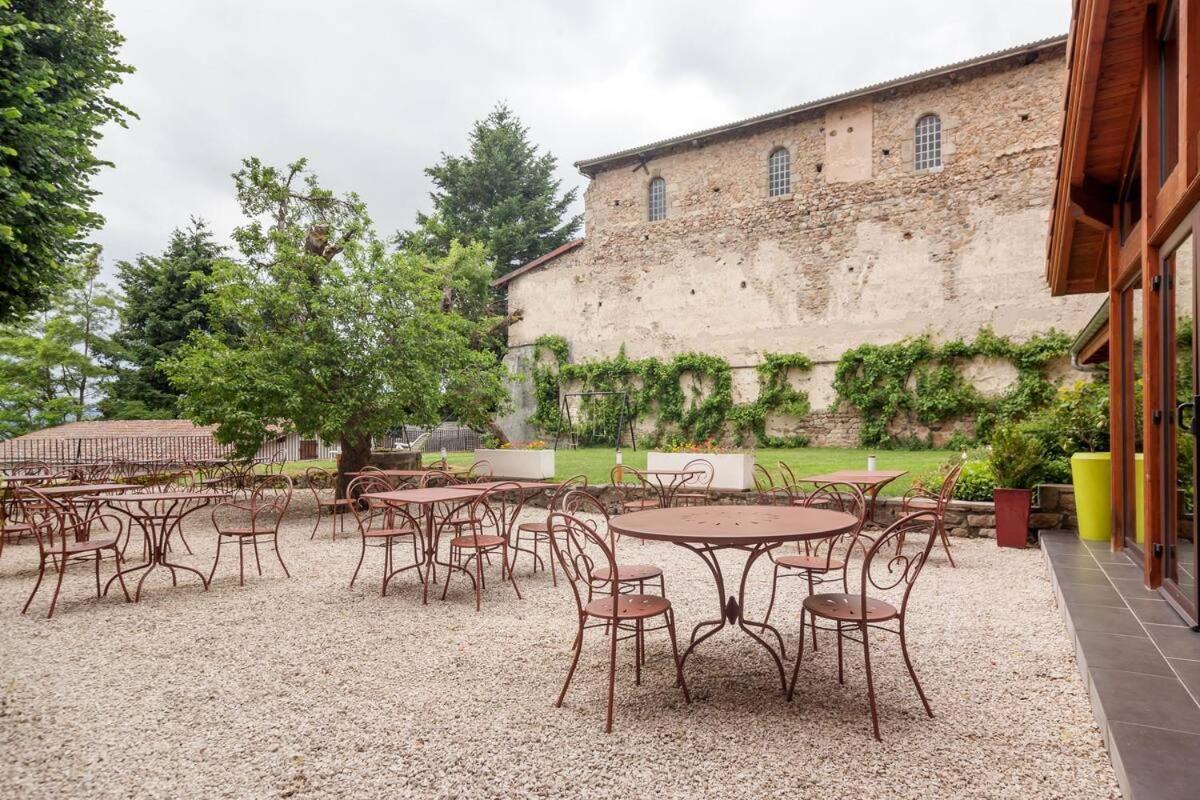 Готель Domaine Le Prieure Chaumont-le-Bourg Екстер'єр фото