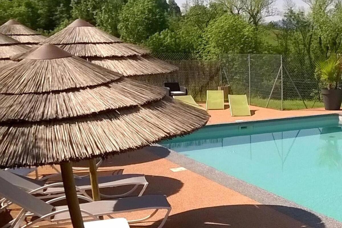 Готель Domaine Le Prieure Chaumont-le-Bourg Екстер'єр фото