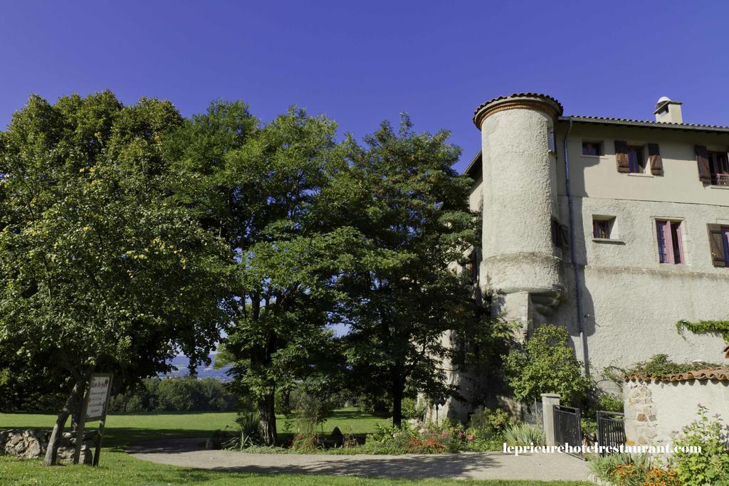 Готель Domaine Le Prieure Chaumont-le-Bourg Екстер'єр фото