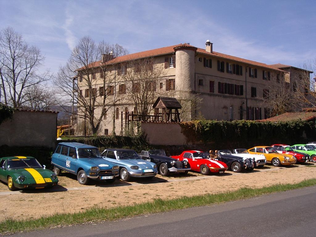 Готель Domaine Le Prieure Chaumont-le-Bourg Екстер'єр фото