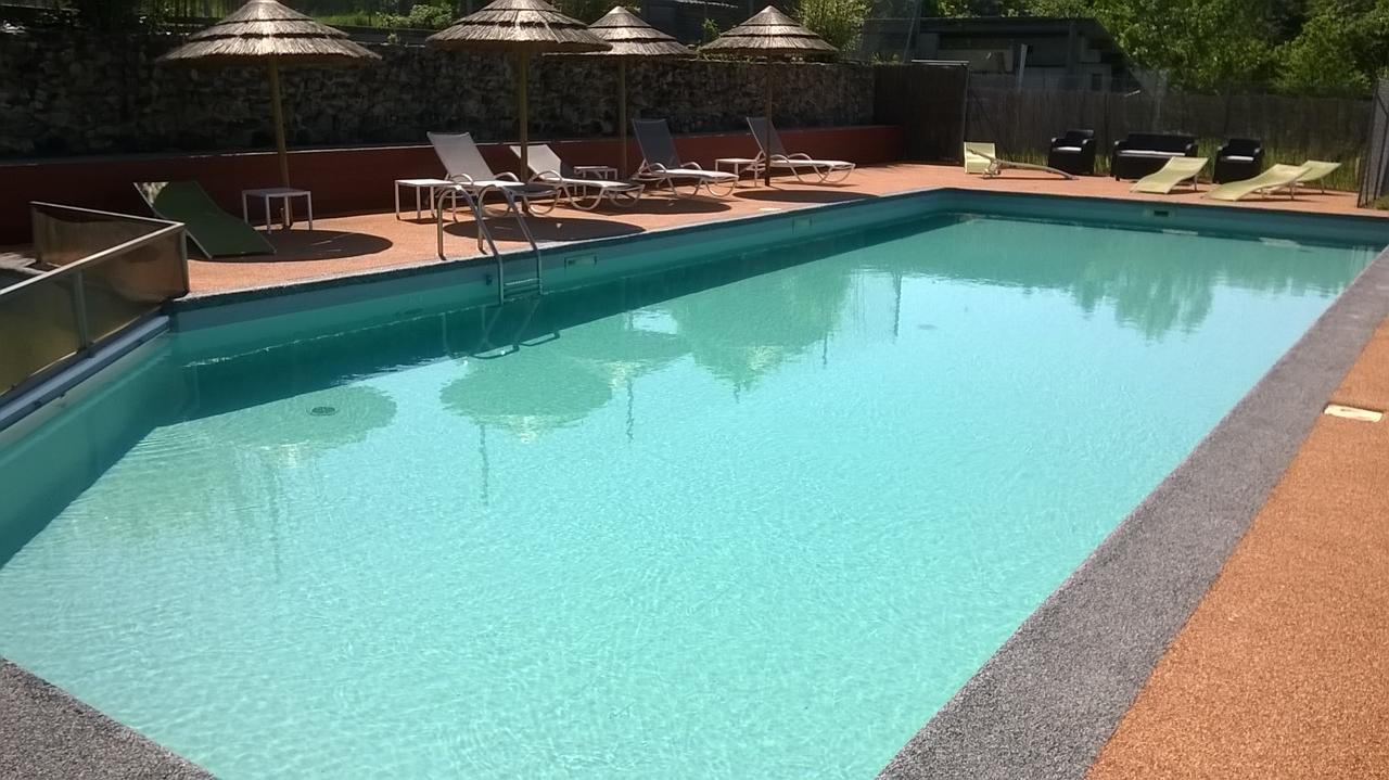 Готель Domaine Le Prieure Chaumont-le-Bourg Екстер'єр фото